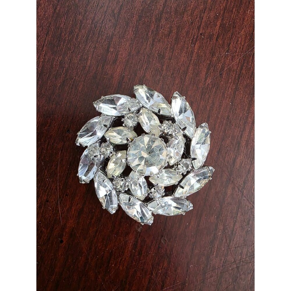 Vintage Rhinestone Prong Set Maquide Brooch Silver-Tone Floral Snowflake Pin